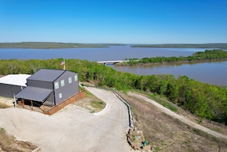 320 Lakeridge Trail, McAlester, OK 74501