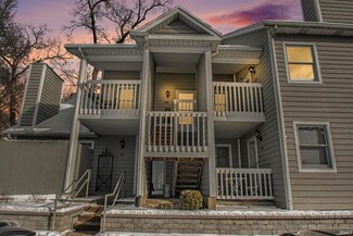 1426 N Oakhill Dr Unit J-5, South Bend, IN 46637