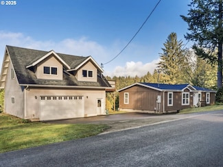 5929 N Mercer Lake Rd, Florence, OR 97439