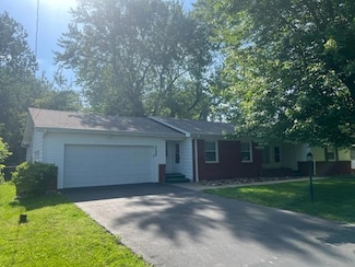 2124 S Kimbrough Ave, Springfield, MO 65807