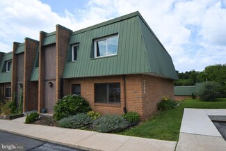 1402 Meadowview Ln Unit 1402, Mont Clare, PA 19453