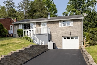 6315 Helen St, South Park, PA 15129