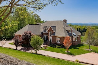 156 Hidden Falls Dr, Wilkesboro, NC 28697