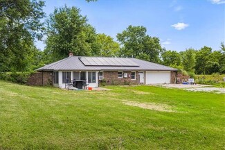 32450 W 119th St, Excelsior Springs, MO 64024