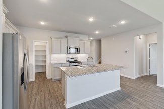 5825 Corazon Ln, Fort Worth, TX 76126