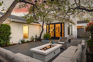 31 Cedar Ln, Santa Barbara, CA 93108