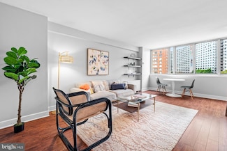 1220 Blair Mill Rd Unit 304, Silver Spring, MD 20910