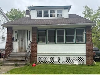 5578 Dalewood Ave, Maple Heights, OH 44137