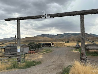 4990 N Daniels Rd, Malad City, ID 83252
