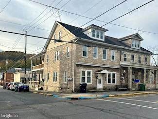 101 W Main St, Tremont, PA 17981