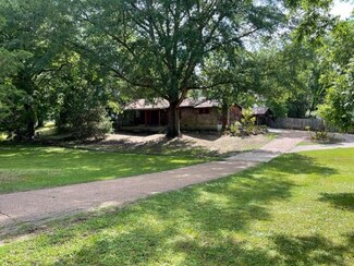110 Church St, Hornsby, TN 38044
