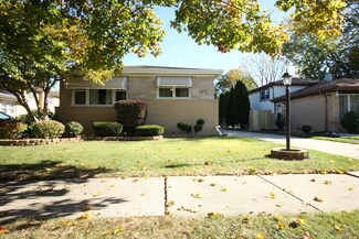 14745 Clifton Park Ave, Midlothian, IL 60445