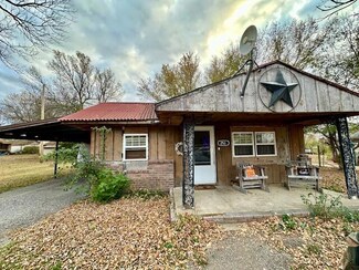 253 W 1st Ave, Welch, OK 74369