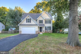 221 Pershing Ave, Horsham, PA 19044