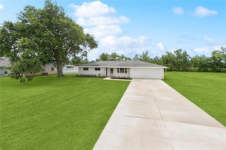 112 Matthew Dr, Des Allemands, LA 70030