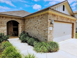 177 Blooming Trail, Kyle, TX 78640