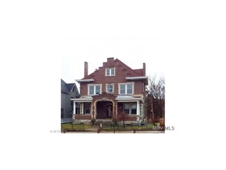 1309 Market St, Parkersburg, WV 26101