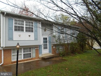 5609 Saint Charles Dr, Woodbridge, VA 22193