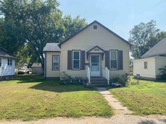 3713 13th St, Columbus, NE 68601