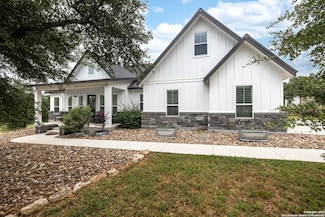 105 Clear Water Canyon, Helotes, TX 78023