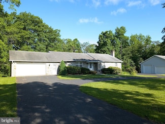 380 Belmont Rd Unit 2, Gettysburg, PA 17325