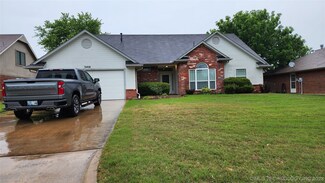 3408 Jeannie Ln, Muskogee, OK 74403