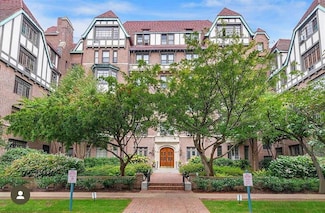 4 Dartmouth St Unit 7, Forest Hills, NY 11375