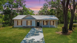1407 High St, Palatka, FL 32177