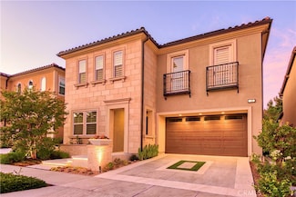 305 Pinnacle Dr, Lake Forest, CA 92630