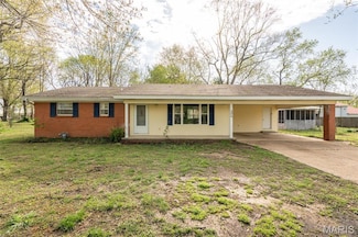 306 Helen Ave, Poplar Bluff, MO 63901