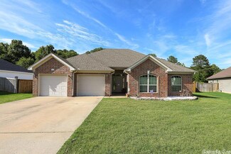 5322 Buckingham Place, Bryant, AR 72022