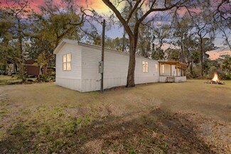 417 NW First Ave, Steinhatchee, FL 32359