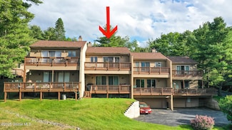 3 Top of The World, Lake George, NY 12845