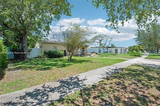 14600 Harrison St, Miami, FL 33176
