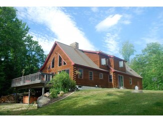 7 Colleague Pond Rd, Henniker, NH 03242