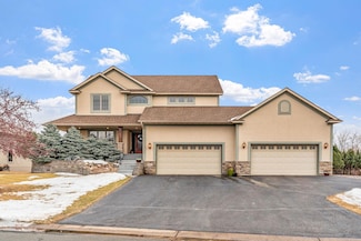 1564 Stoneybrook Dr, Hugo, MN 55038
