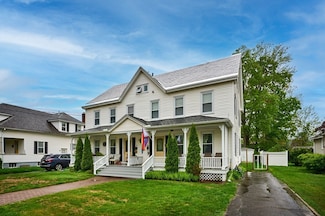 52-54 Holyoke St, Easthampton, MA 01027