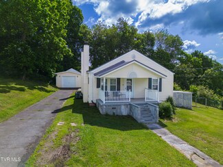 409 Rogers Ave, Kingsport, TN 37660