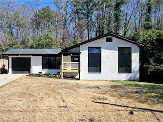 2400 Glenrock Dr, Decatur, GA 30032