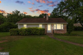 108 Bear Creek Pkwy, Edgewater, MD 21037
