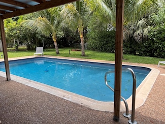 9596 Richmond Cir, Boca Raton, FL 33434