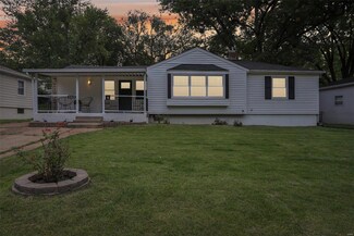9319 Evandale Dr, Saint Louis, MO 63123
