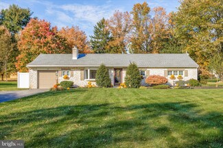 1121 W Thomas Rd, Lansdale, PA 19446