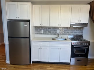 35 Central Ave Unit 6, Montclair, NJ 07042
