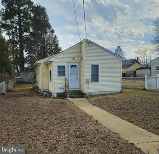 7 Irwin Ave, New Castle, DE 19720