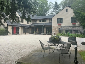 118 Old Mill River Rd, Pound Ridge, NY 10576