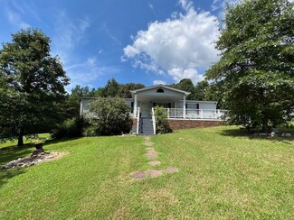 1857 Silas Dodd Ln, Dry Fork, VA 24549