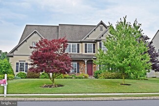 29 Sandstone Dr, Stevens, PA 17578