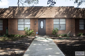 304 Hidden Valley Dr, Weslaco, TX 78596