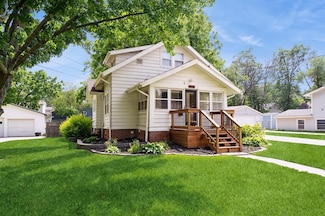 4536 Euclid Ave, Des Moines, IA 50310